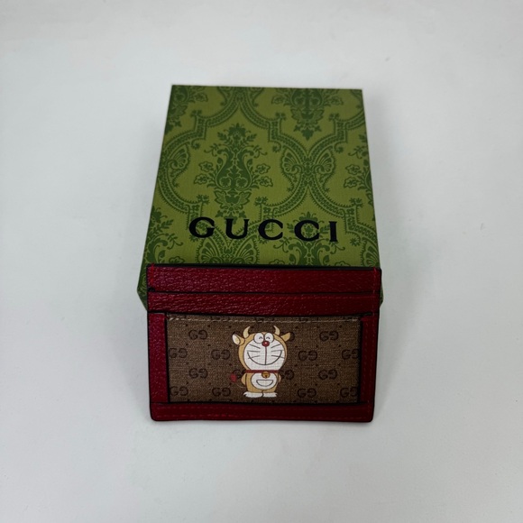 Gucci Accessories - Gucci Green and Red Box with Character Motif